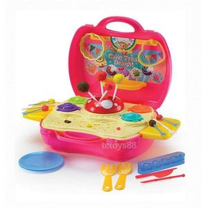 Maleta Workshop Jr Doces com Massinha de Modelar 41 Itens Não Utiliza Pilhas Indicado para +3 Anos Multikids - BR911